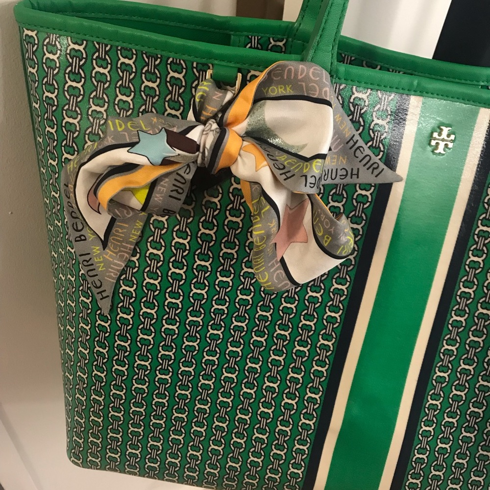 Henri Bendel Celestial Twilly Scarf 100% Silk - Picture 5 of 10